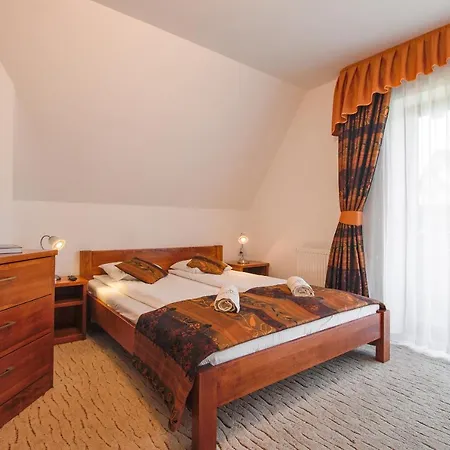 Szmaragd - Sniadania - Znizki Na Termy - Sauna - Bilard - Stoki Narciarskie *
