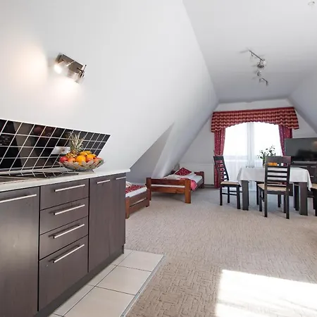 Homestay szállás Szmaragd - Stoki Narciarskie - Znizki Na Termy - Sauna - Bilard *