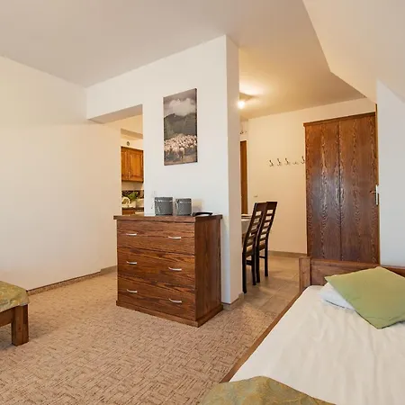 Homestay szállás Szmaragd - Stoki Narciarskie - Znizki Na Termy - Sauna - Bilard *