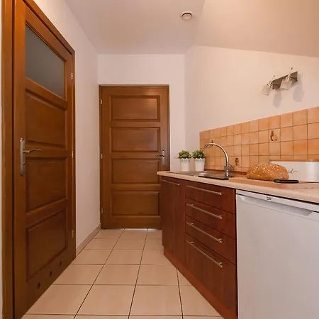 Szmaragd - Stoki Narciarskie - Znizki Na Termy - Sauna - Bilard Homestay szállás