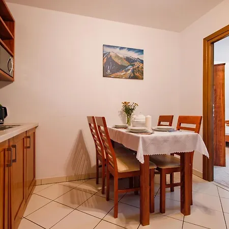 Szmaragd - Stoki Narciarskie - Znizki Na Termy - Sauna - Bilard Homestay szállás Bukowina Tatrzańska