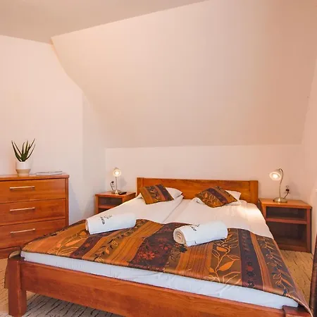 Szmaragd - Stoki Narciarskie - Znizki Na Termy - Sauna - Bilard Homestay szállás *