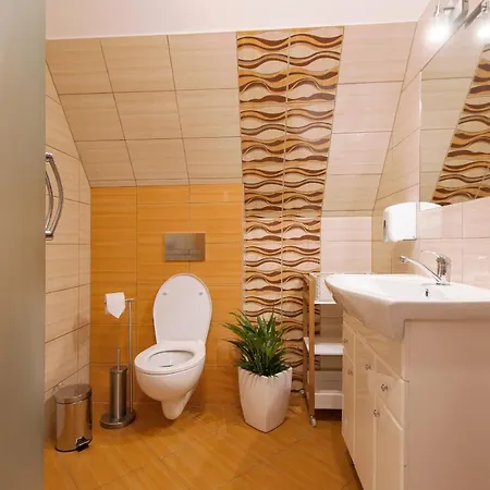 Szmaragd - Stoki Narciarskie - Znizki Na Termy - Sauna - Bilard Homestay szállás