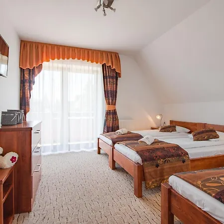 Homestay Szmaragd - Sniadania - Znizki Na Termy - Sauna - Bilard - Stoki Narciarskie Bukowina Tatrzanska