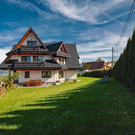 Homestay Szmaragd - Sniadania - Znizki Na Termy - Sauna - Bilard - Stoki Narciarskie *